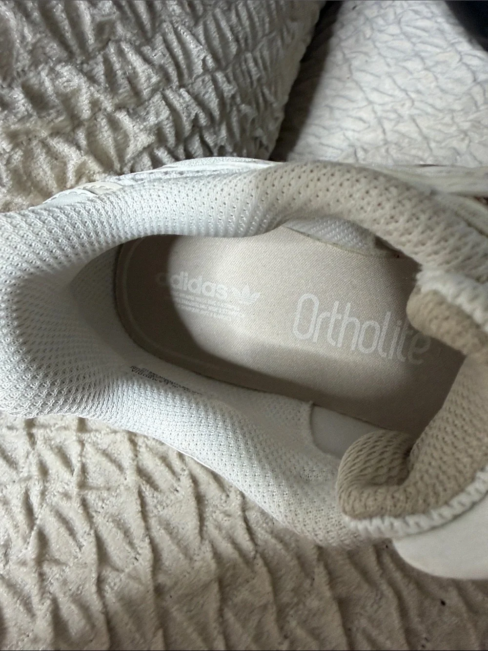 adidas lightweight athletic